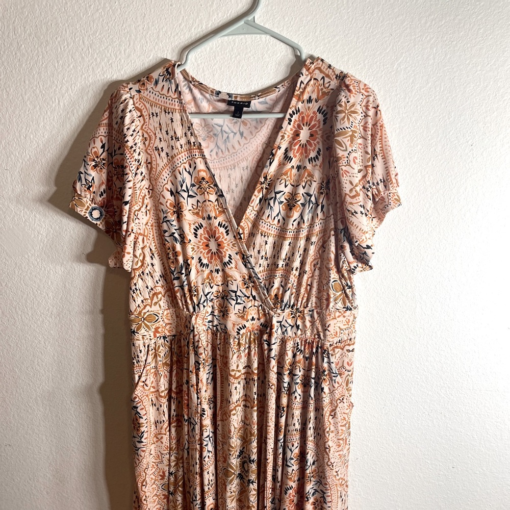 Torrid floral midi dress